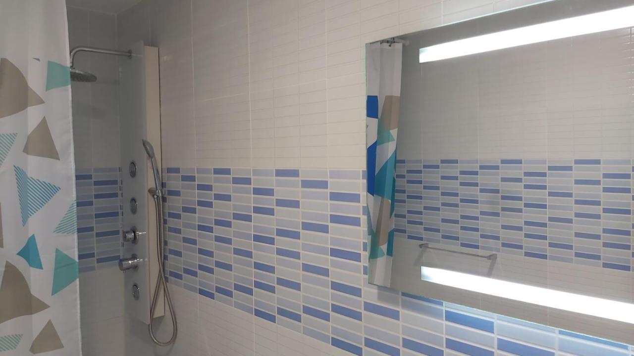 Del Parque Flats Meseta Swimmingpool Apartment Torremolinos Exterior foto